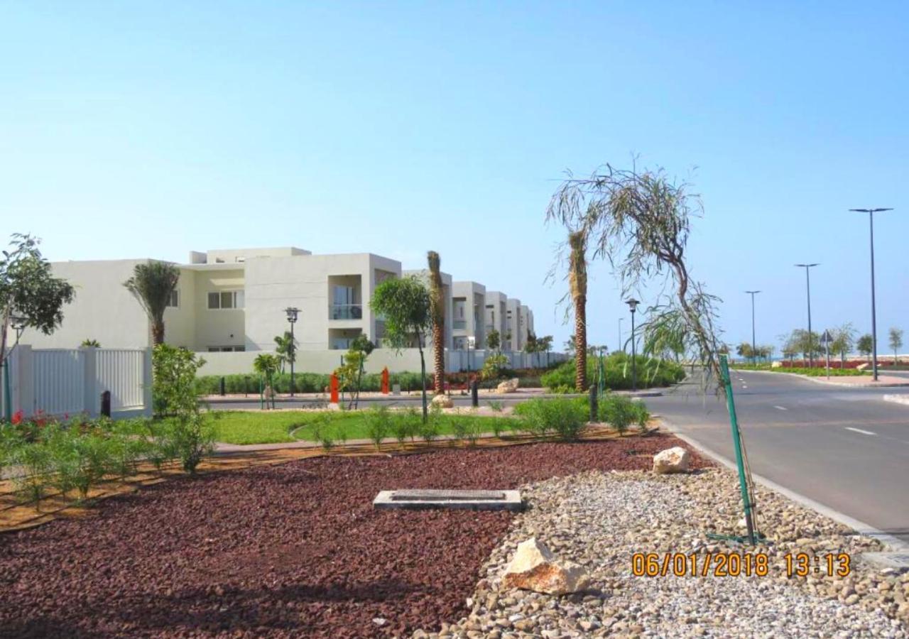 Holiday Home 3 Bedroom Seaview Ras al-Khaimah Exteriör bild