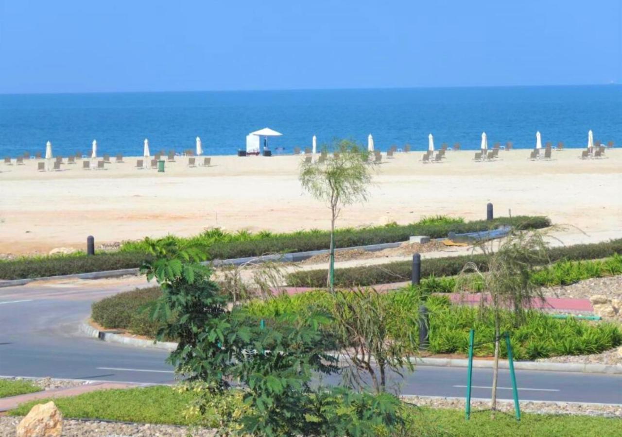 Holiday Home 3 Bedroom Seaview Ras al-Khaimah Exteriör bild