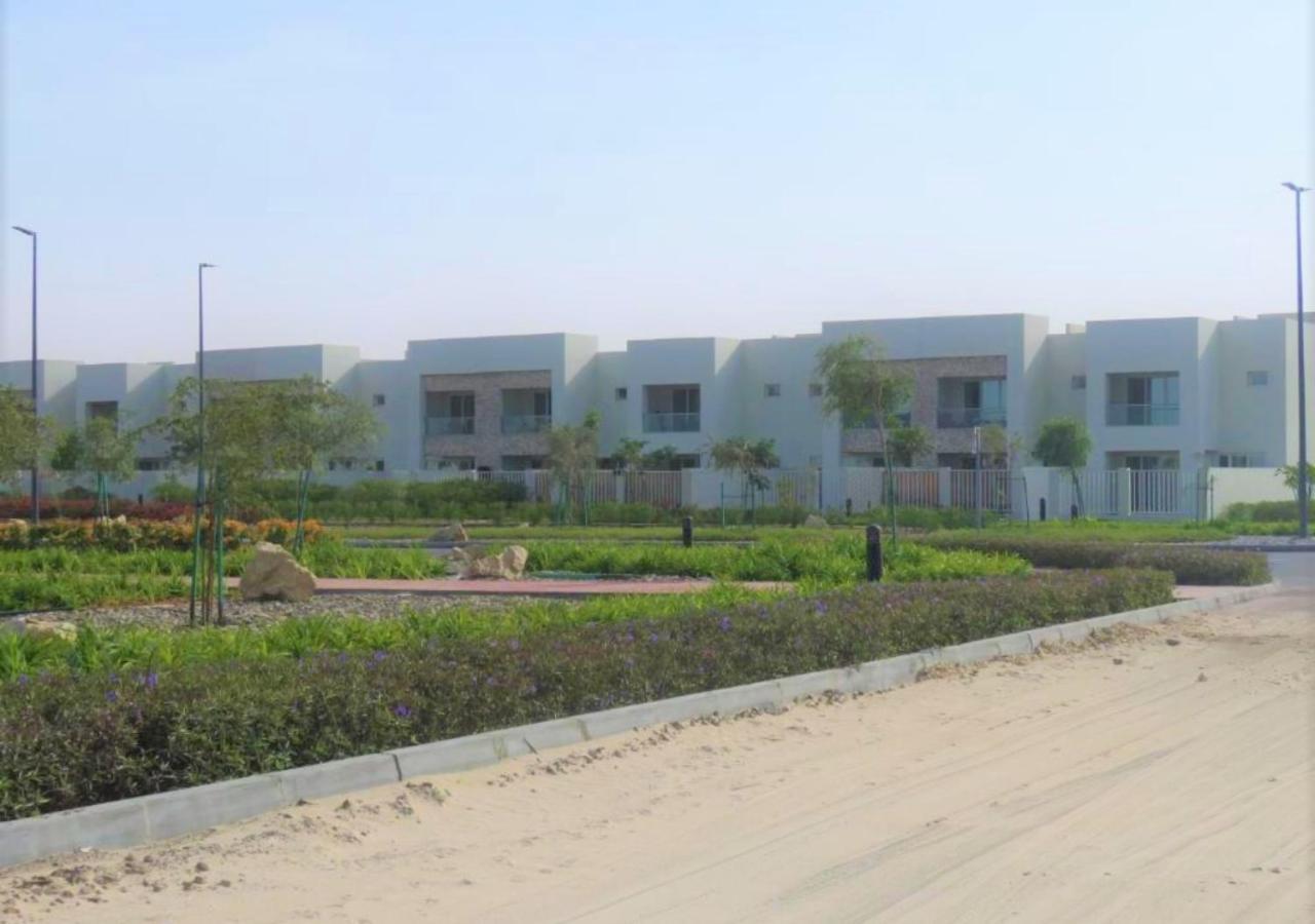 Holiday Home 3 Bedroom Seaview Ras al-Khaimah Exteriör bild