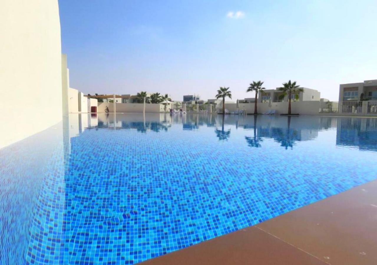 Holiday Home 3 Bedroom Seaview Ras al-Khaimah Exteriör bild
