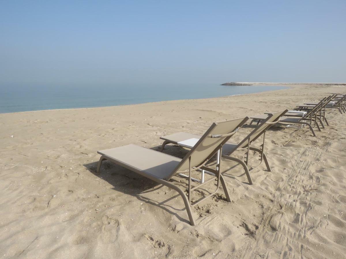 Holiday Home 3 Bedroom Seaview Ras al-Khaimah Exteriör bild
